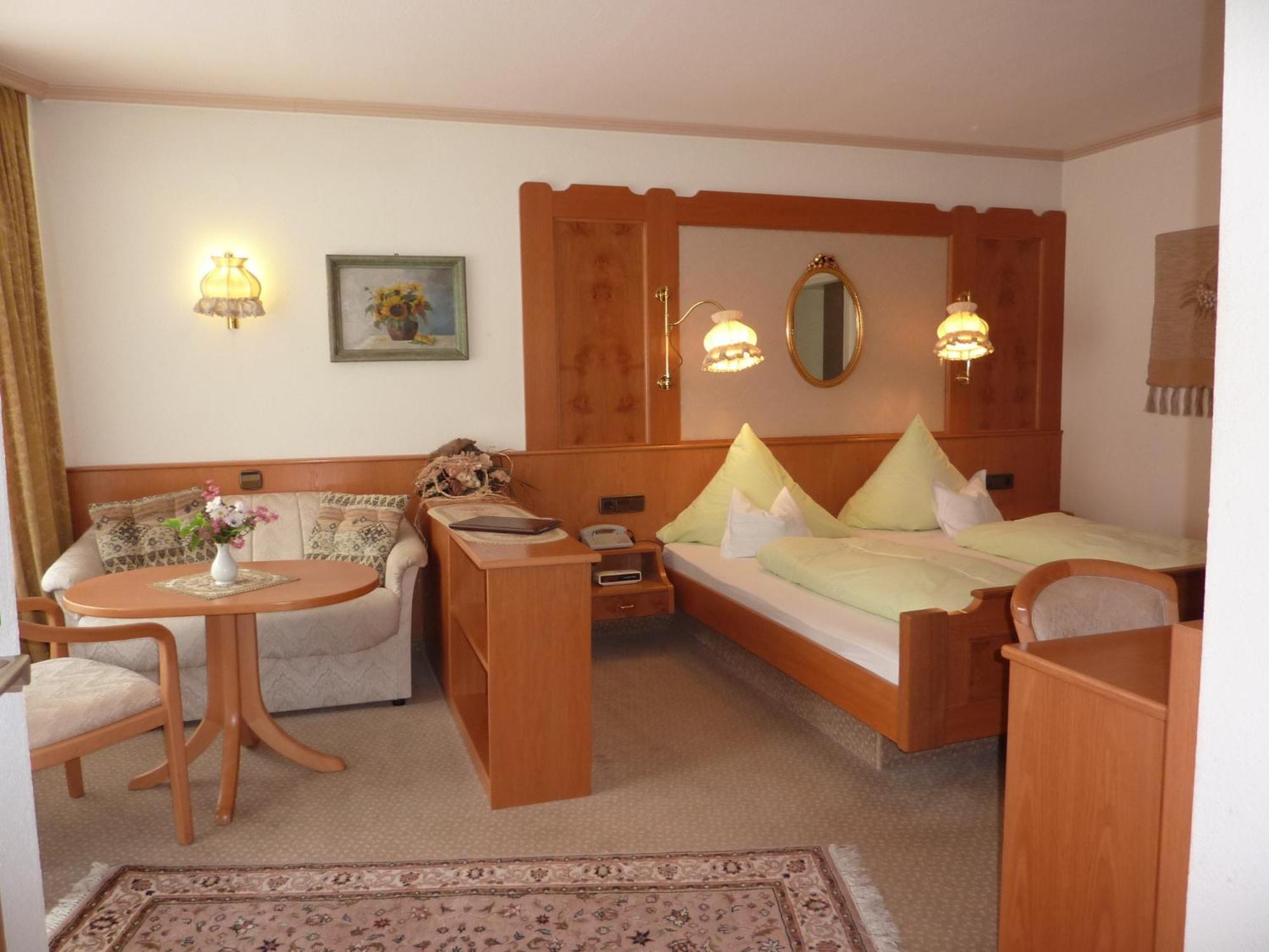Hotel Traube Bad Wildbad Ngoại thất bức ảnh